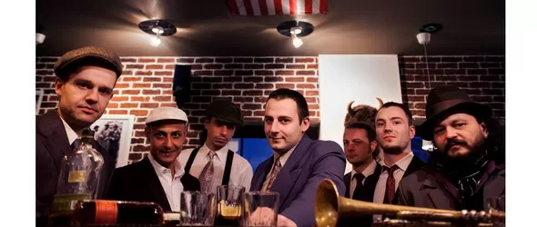 Smugglers Swing Club с лайв трибют на Big Bad Voodoo Daddy