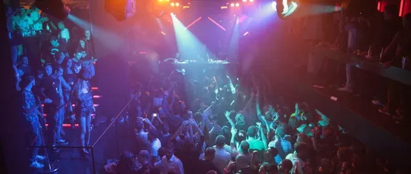 Танци-манци в Ялта през март