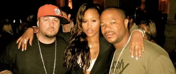 Личният диджей на Xzibit зад пулта в :PM Club