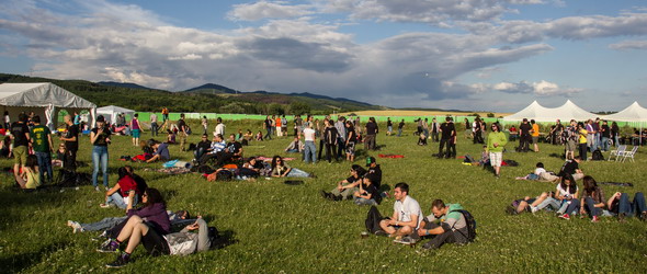 С правилните банди на Voinegovtsi Wrong Fest 2015