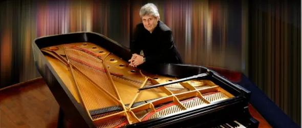 Суинг и рок ще разтърсят зала България: In The Mood тази сряда