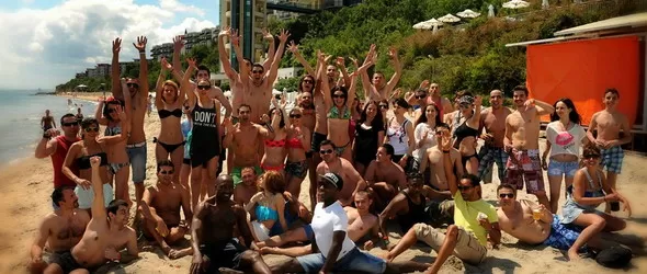 Памбос Агапиу открива лятото с тридневна плажна фиеста на морето