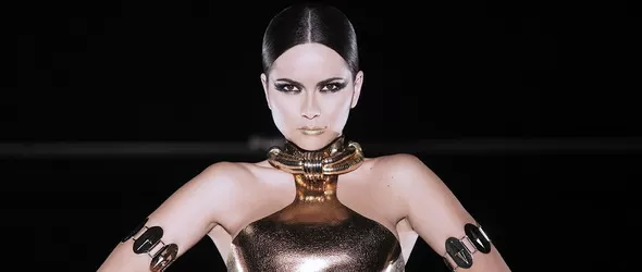 Inna пее за 10-ия юбилей на Balkanika Music Television