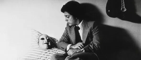 Чужденецът Billy Joel гастролира в Картини от една изложба