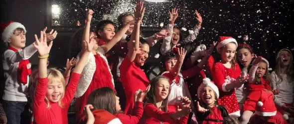 Веси Бонева и вокална група Мики Маус с коледен концерт