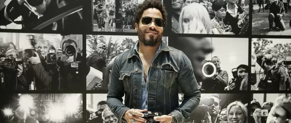 Рокзвездата Лени Кравиц зад и пред обектива в България