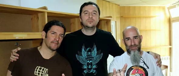 Anthrax и Kavarna Rock Fest 2016 в едър план по Фрактура