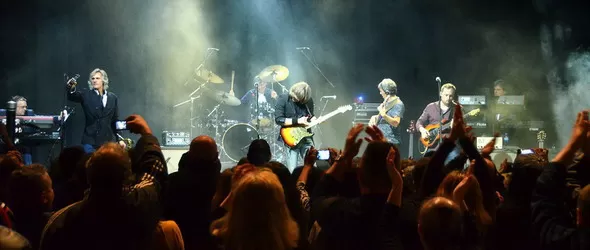 The Dire Straits Experience с концерти в София и Пловдив