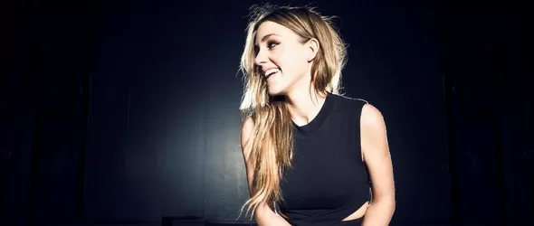 !Olé! Чуй думите. Почувствай музиката