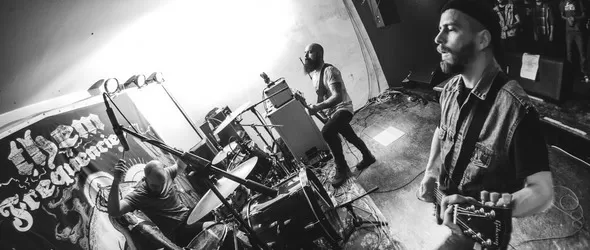 Them Frequencies преди Karma To Burn