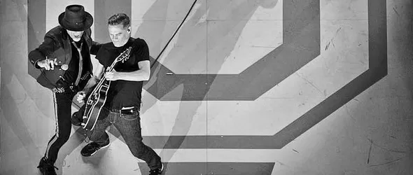 Броени часове до концерта на Брайън Адамс в София