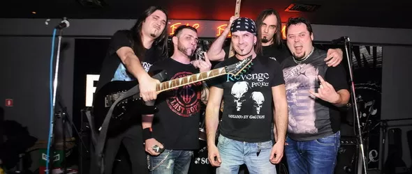 Woundheir фронт на The Revenge Project за Autumn Souls of Sofia