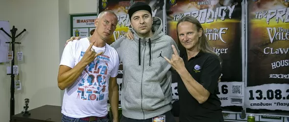 Clawfinger и Reb Beach акценти в поредната Фрактура