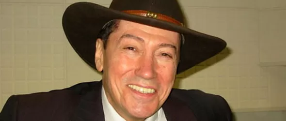 Почина Бисер Киров