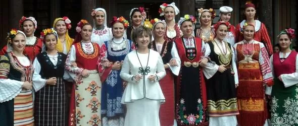 Омайно: Коледен концерт Дивите корени