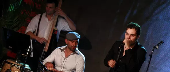 Виж кой спечели албума на Тумбаито