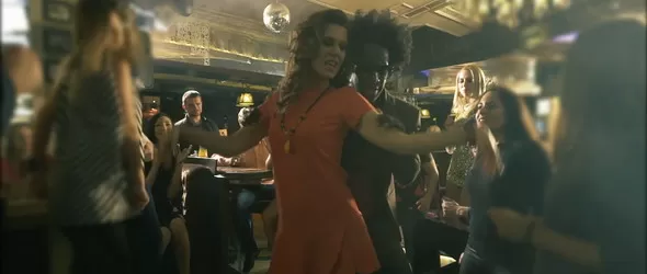 Яна Овчарова и Алфредо Торес заснеха горещо видео