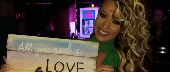 Ванеса с две партита за рождения си ден