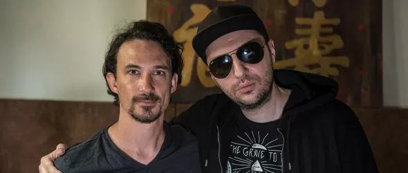 Joe Duplantier и Michael Kiske в едър план по Фрактура