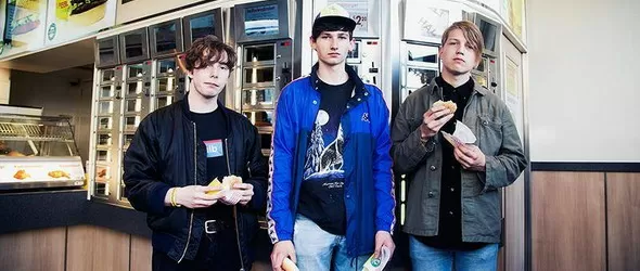 Фризийски психеделик-уейв и нойз-поп в афиша на Аларма Пънк Джаз