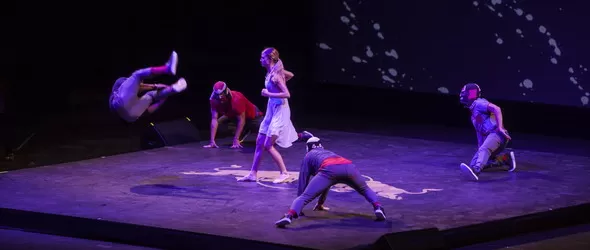 Red Bull Flying Bach – мисъл в танц