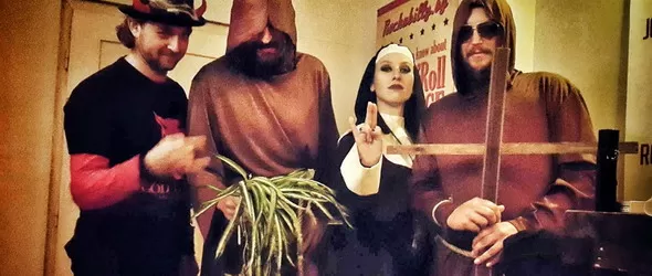 Sevi изненадаха купонджиите в Rock It за Halloween