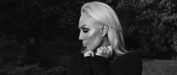 Лепа Брена в трескава подготовка на биографичен филм