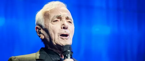 Шарл Азнавур: Френски шик, страст и елеганс