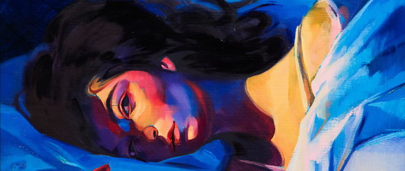 Мелодия и драма в банята на Lorde