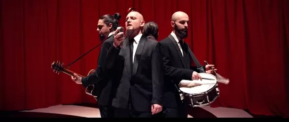 Odd Crew със стил в новото си видео Same Old Me