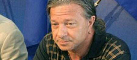 Александър Петров: ДСБ откраднаха песента ми Вдигни очи