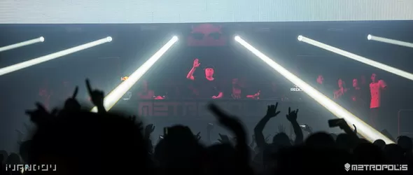 За героите и титаните в техно музиката