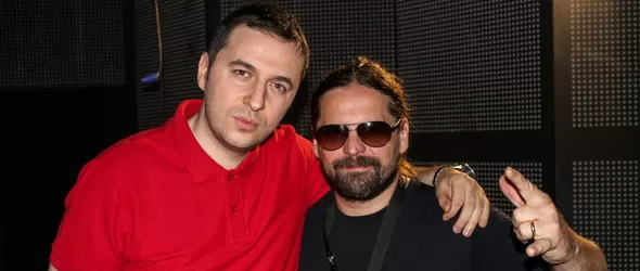 Andreas Kisser и Godsmack в едър план по Фрактура