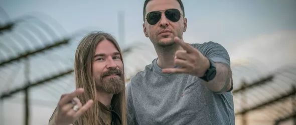 Fun Lovin Criminals и Par Sundstrom в едър план по Фрактура