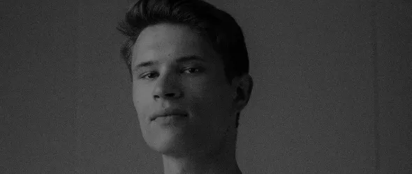 Метрополис с официално изявление за супергероите от Хироус Тотал