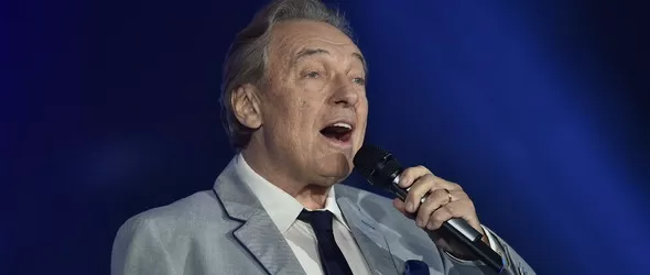 Почина известният певец Карел Гот