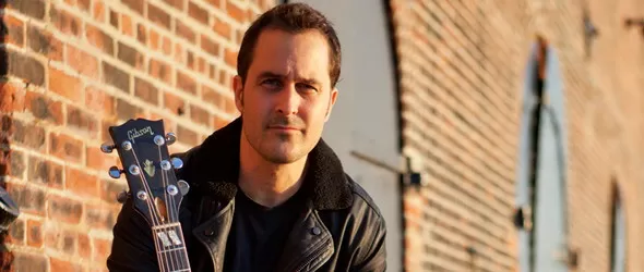 Джазменът Джонатан Крайсбърг опъва струна за първи път у нас