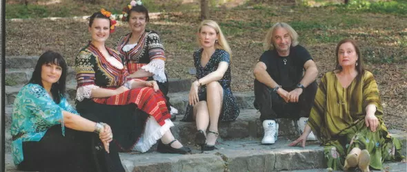 Диви гласове. Елена