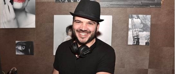 Звездни гости с любими песни в Jazztronica по Jazz FM