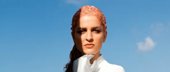 Алтърнатив ар-ен-би с белгийката TSAR B в София: Black. Eclectic.