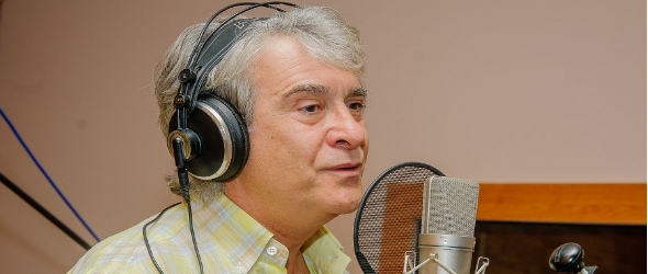 Барабанистът на Сигнал Владимир Захариев дава шанс на младите