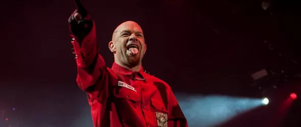 Резачката на Five Finger Death Punch и Combichrist по Фрактура