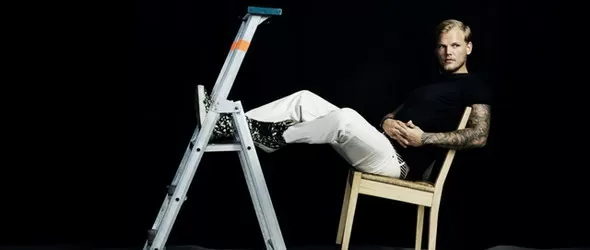 Почитат DJ Авичи с музей в Швеция