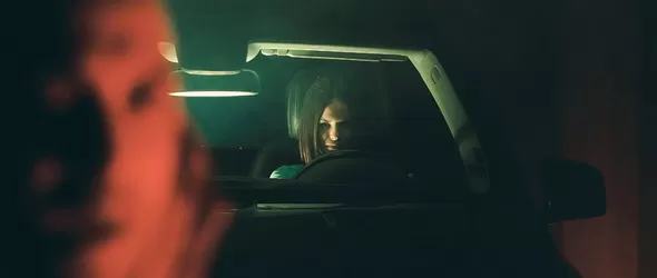 Играта в неочаквано Ярък цвят