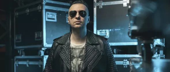 22 години аудио-визуална Фрактура с Васко Катинчаров