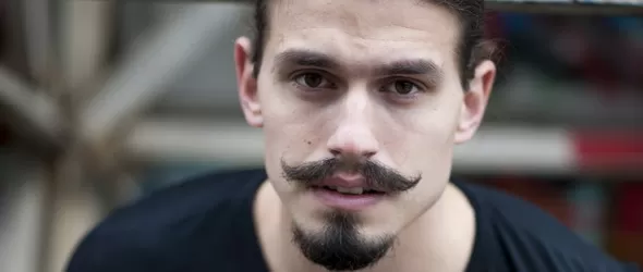 Никсъна от Братя представя дебютния си албум Девет