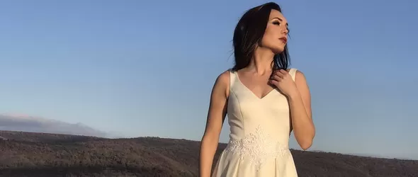 Ашли с емоционална интерпретация на Провикнал се Никола