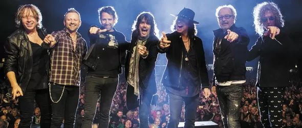 Легендите Foreigner със специално шоу в България