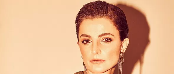 Нина Николина с акустични концерти в София и Пловдив