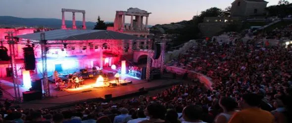 Нова концертна среща с магията Dead Can Dance в София през май